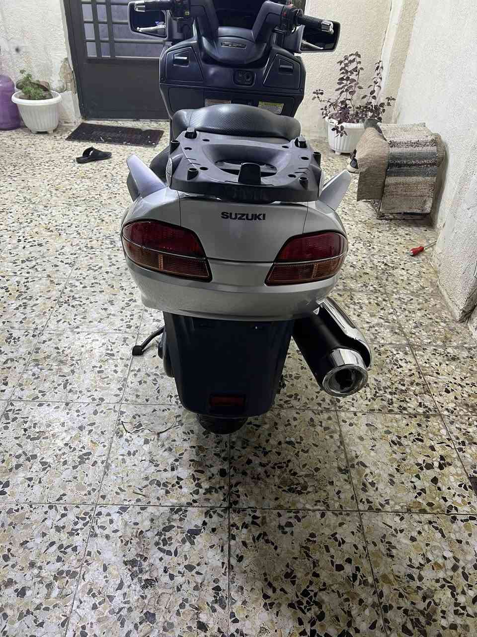 سكاي ويف دراجة جديدة مكفوله العنوان كربلاء فول مواصفات شراي يتصل ***********
