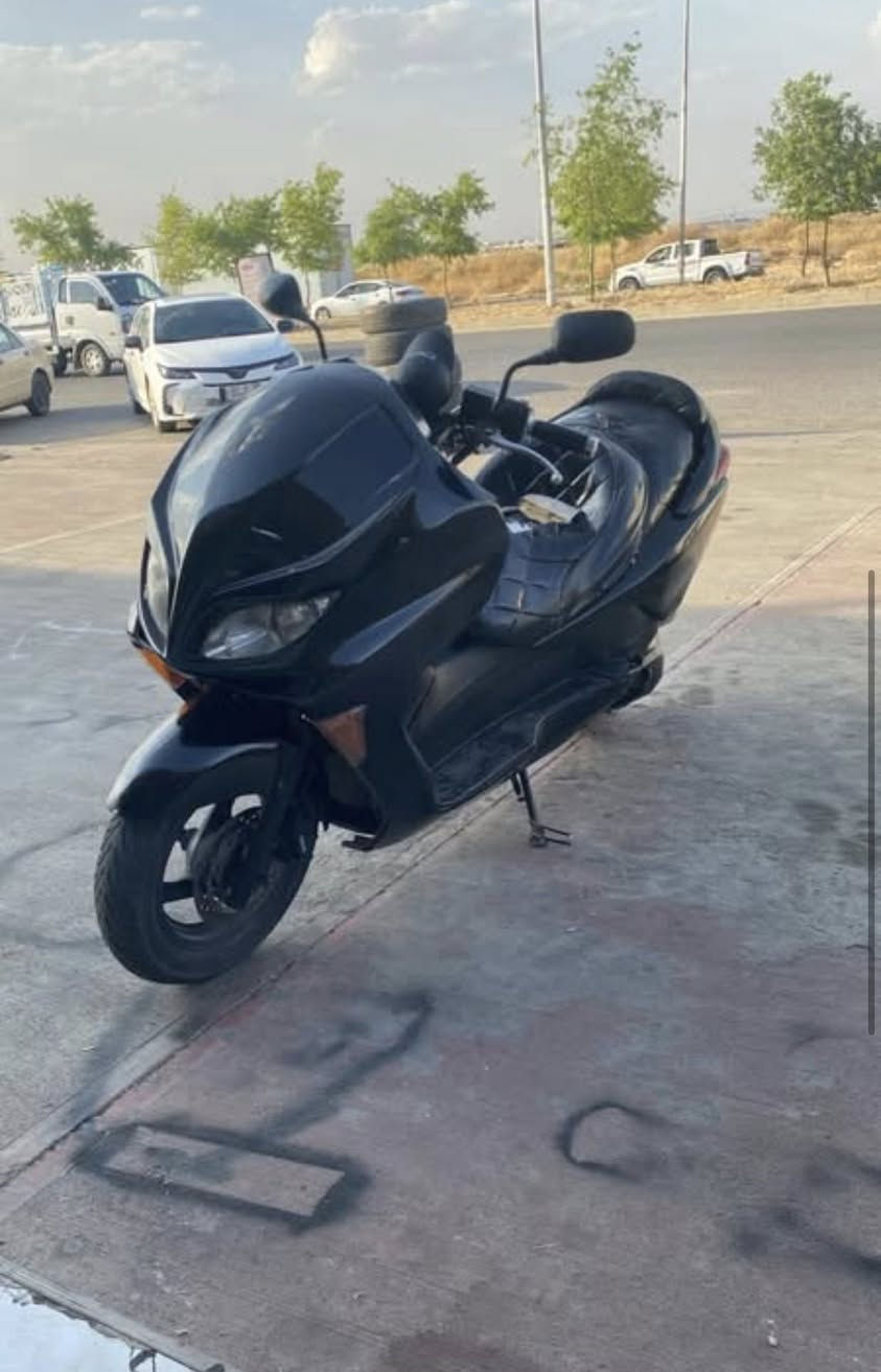 فورزا 08 فول  دراجه شلعه معدل فول  الدراجه يحتاجلها اكزوز فقط دراجه خير من الله نص نكره 
الدراجه كلجات امامي خلفي جديد
دبلات جدد 
منظومة زنون شمسي 
مسجل وسماعات 
يعني جاهزه تشغل
 وتطلع مكاني أربيل 
بجم بومه بهذا الموديل وحده باربيل 
السعر 10ورقات وبيها مجال لطيبين
للاستفسار *********** مكاني أربيل
