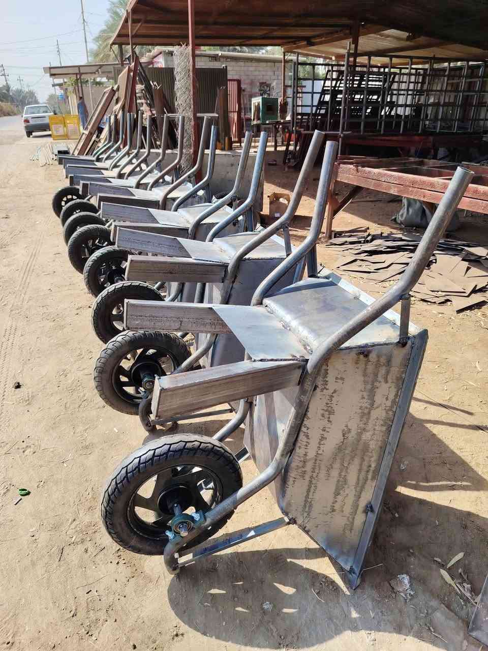 عرباين تسكام درجه اولى ✅
يتوفر خدمه توصيل لباب البيت 
حديد ثقيل 2 ملم وتاير دراجه وبرانكيت
مكان المحل حله ابو غرق قرب سيطره ابو غرق بشارع المالح محل حيدر الحداد ***********☎️
