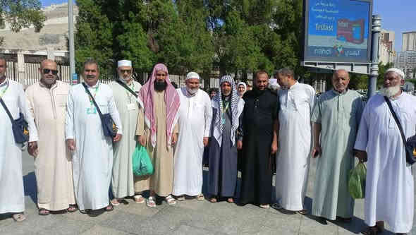 بسم الله والحمد لله بدانا باستلام بقيه الجوازات لا يبقى لدينا الا عشره اسماء فعلى الراغبين بالسفر الاسراع بتسليم جوازاتهم حتى يتم يتم التفيز مع المتعهد ابو عمار الحلبوسي تحلى العمره ***********
