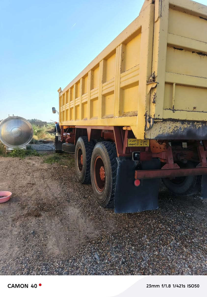 للبيع سكس طول بلادي محرك مكفول كير مكفول تخم تاير سياره جاهزه للشقل موديل 82 سعر  68 لاتصال ع الرقم *********** مكان سياره النباعي
