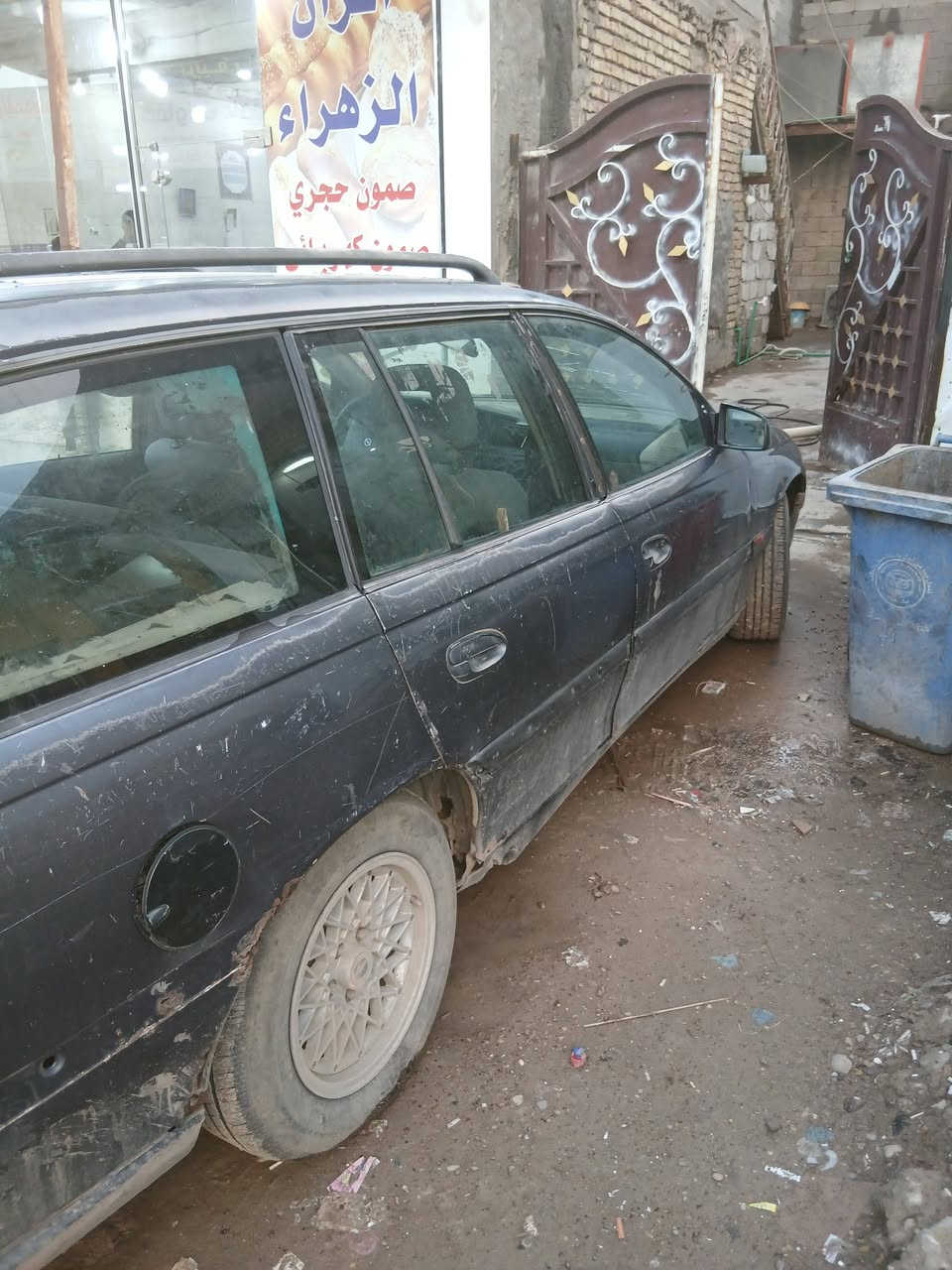 السلام عليكم للبيع اوبل بزون موديل ١٩٩٤ سياره شغاله بس سنويه ساقطه سعر ٢٥ وبيه مجال العنوان الشعب حي البساتين الرقم ***********
