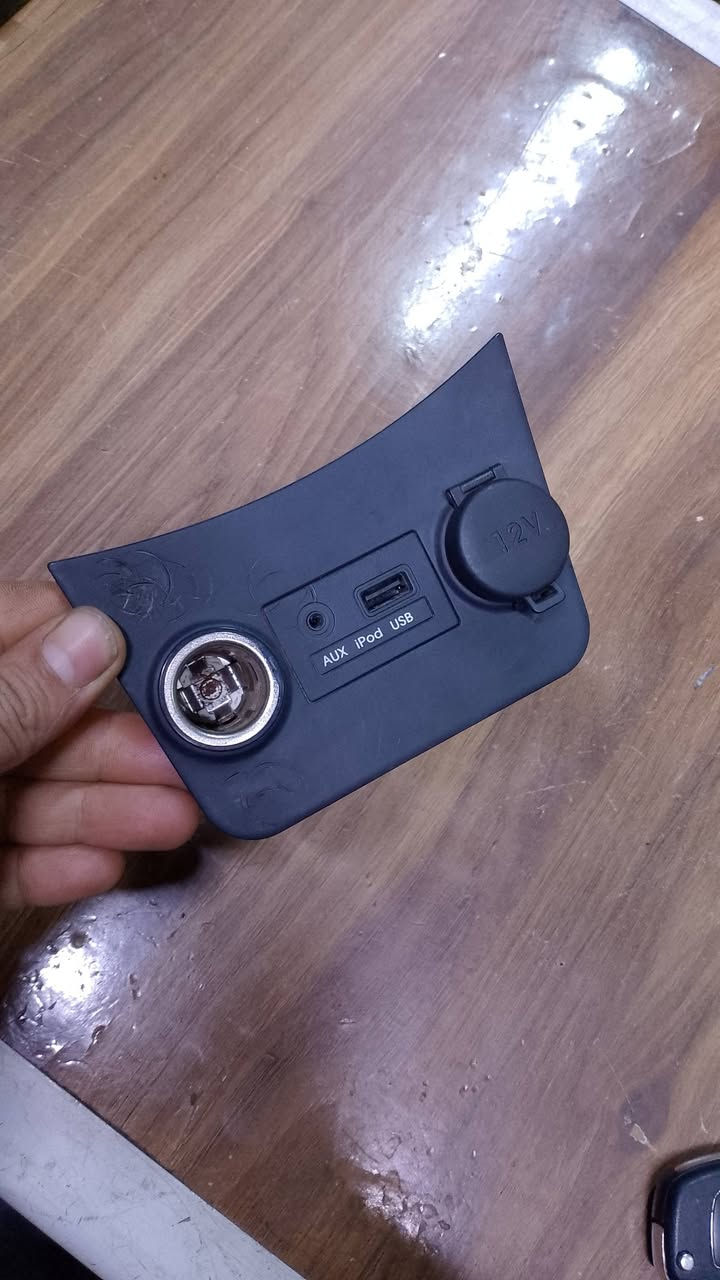 متواجد اليوم الجمعة 
وصول كصه سلفر 
ادوات الاكسنت الخليجي والأمريكي 
توصيل بغداد والمحافظات 
العنوان بغداد الامين 
***********
