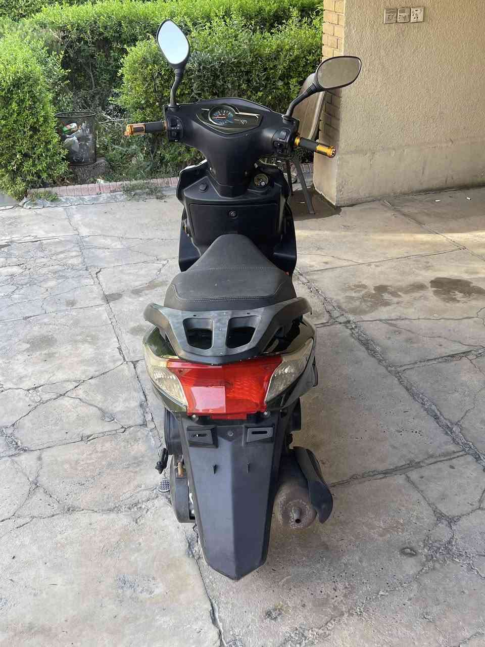 دراجة سكنس حديث بعدهة رمبا حلوة مكينة وشلعة ومعدل 
ركت بيهة من حي اور للجادريه ٥مرات تقريبن موقعي حي اور او زيونه او جادريه 
***********
