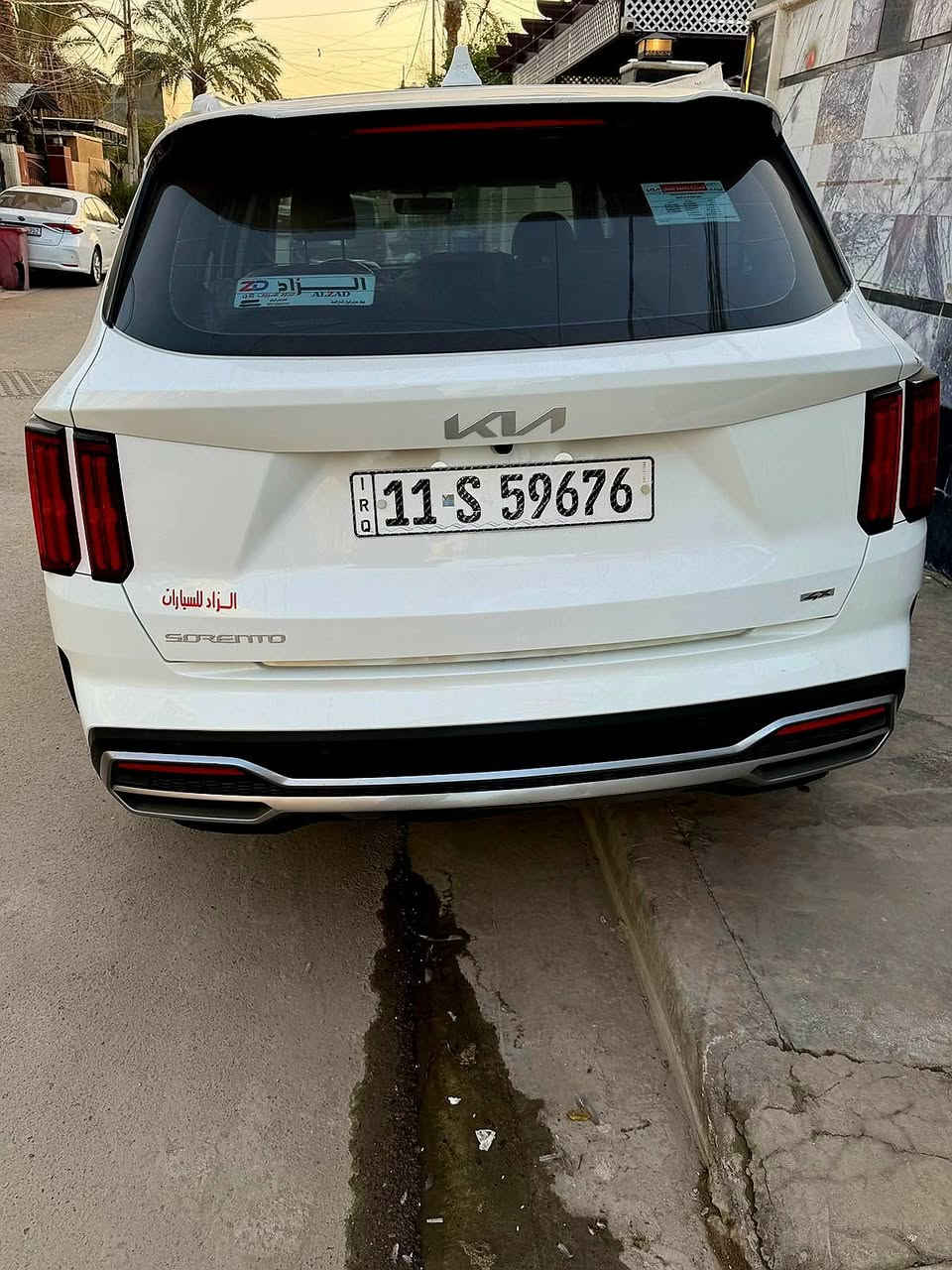 سورنتو 2023 وارد خليجي مكفول  بأسمي  تحويل مباشر ماشيه 60 
مواصفات 
____________
٦ سلندر 
٥ كامرات محيطيه
كامره بالمرآت الوسط
٣ قطع تبريد
ويل ٢٠
داتشو
كشنات تدفئه تبريد
المقاعد طوي كهربائي
منفذ شحن  تايب سي بالمقعد الأمامي
جلد اصلي
سقف بانوراما 
كير موس
جنطه كهرباء مع حساسات
تحكم ستيرن
مثبت سرعه
شاشه LED لمس
شفتات خلف الستيرن
اوامر صوتيه 
شاحن لاسلكي 
تشغيل عن بعد 
اشارة ترحيب
بصمات دخول ذكي عالأبواب
كراسي كهرباء
بردات بلاديه للأبواب الخلفيه 
هاند بريك كهربائي
رادار
 فول السياره فور اكس X4السعر 320 وبيه مجال لشراي
***********
