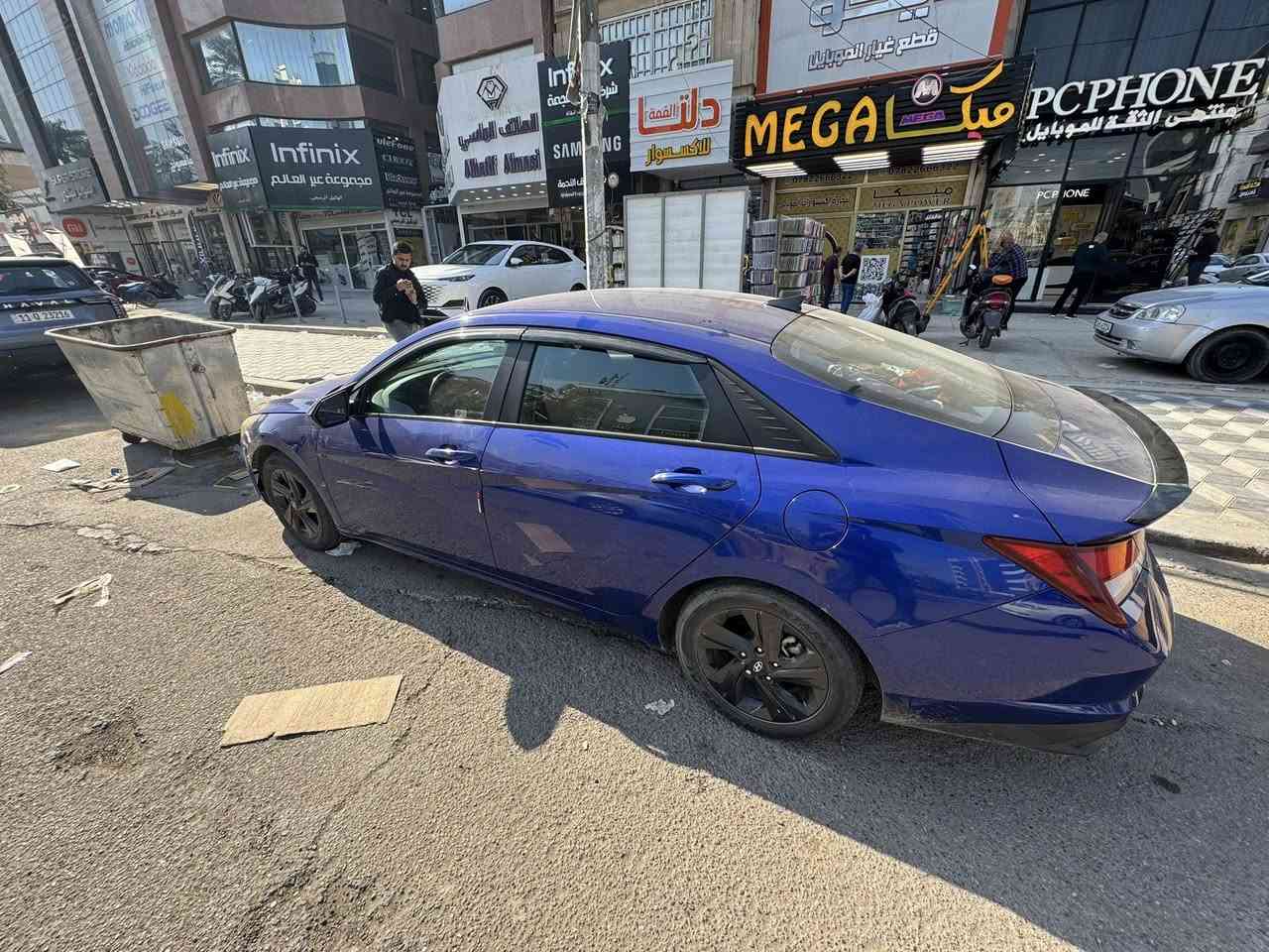 النترا 2022
حادثها موضح بالصور راجع بارد فقط دون اي حار 
وبيها شخط بالباب الخلفي عكس السايق 
مواصفات السياره معروفه 
شاشه وكاميرا وبصمة وبصمة ابواب 
وتدفئة ستيرن وتدفئة كشنات 
تحكمات ستيرن مثبتات سرعه ورادارات امامي خلفي 
وبعد بيها هواي تفاصيل
سعر السياره 150$ 
العنوان / بغداد 
للاستفسار خاص او ع الرقم 
***********
