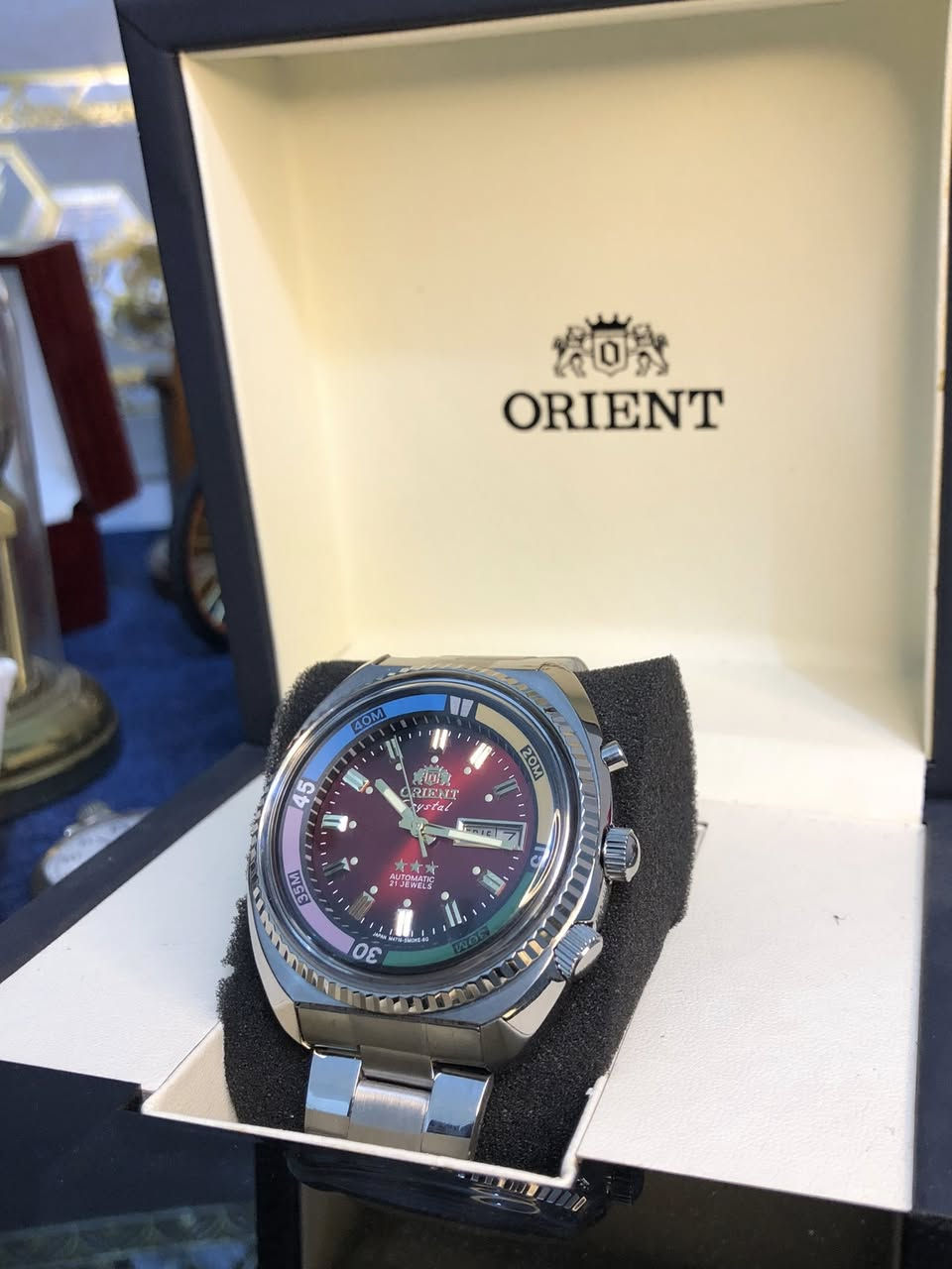 متوفر جميع انواع الاورينت والساعات للتواصل عبر الواتساب 
***********
