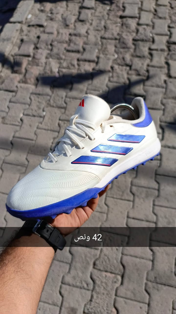 السلام وعليكم وجبه جديده احذيه تارتان اورجنال عنوان بغداد البياع بقرب من مصرف بغداد ‏‪***********‬‏ لايوجد توصيل
