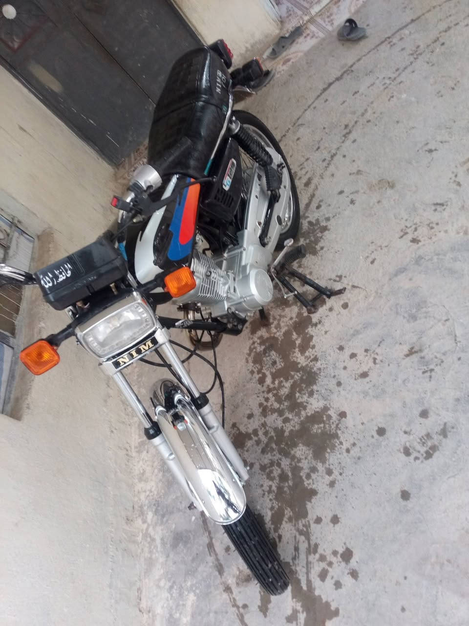 السلام عليكم دراجه ناعمه موديل 25 الدراجه مو بيع فقط مراوس اوراق كامله بالدراجه فقط ولفات مشدود لها الاصلي مكان مسيب مراوس فقط


**إذا كنت صاحب هذا الإعلان وتريد حذفه لأي سبب، رجاءا أرسل رسالة إلى الدعم الفني**