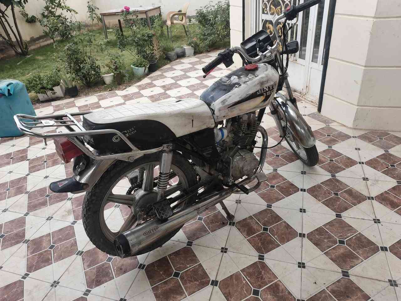 ماطور جني للبيع محرك فول سلف كامل كهربايات كلها شغلا سعره 175 وبي مجال. للاستفسار ***********
