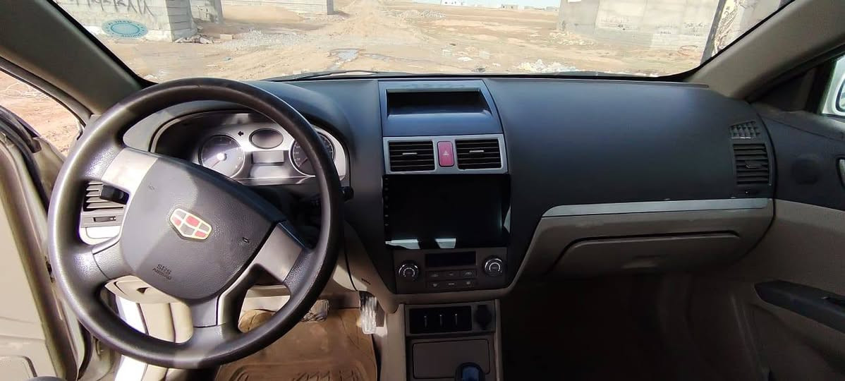 ام كراند 2013
السعر (58) ورقة
كير ومحرك بلادي
كلين بدون صبغ
الكير يحتاجله تصليح يخربط
محرك نظيف 
تبريد شغال 
بطاقة بانزين بيها

مكانها كركوك الصيادة

رقم كركوك شرط التحويل ٢٠٢٦

*********** كركوك, العراق
