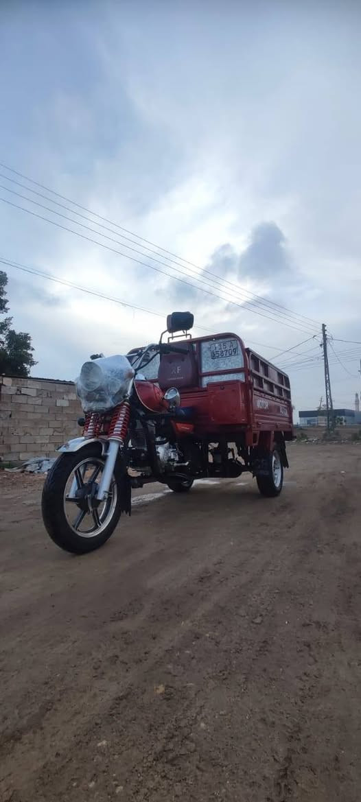 السلام عليكم ستوته جديد موديل 2023 مرقمه الوحت انكليزيه مكاني الرمادي التاميم السعر 3500 او بيه مجال رقم الهاتف ***********
