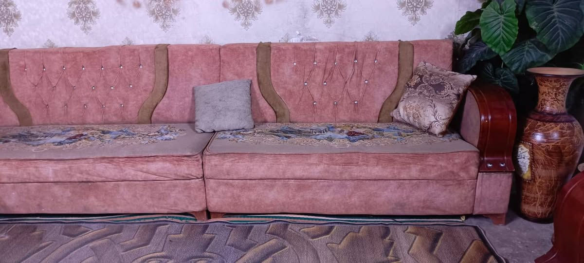ديوان تسكام درجه اولى نضيف 22 مقعد 450 وبي مجال المكان الكاظمية للاتصال ***********
