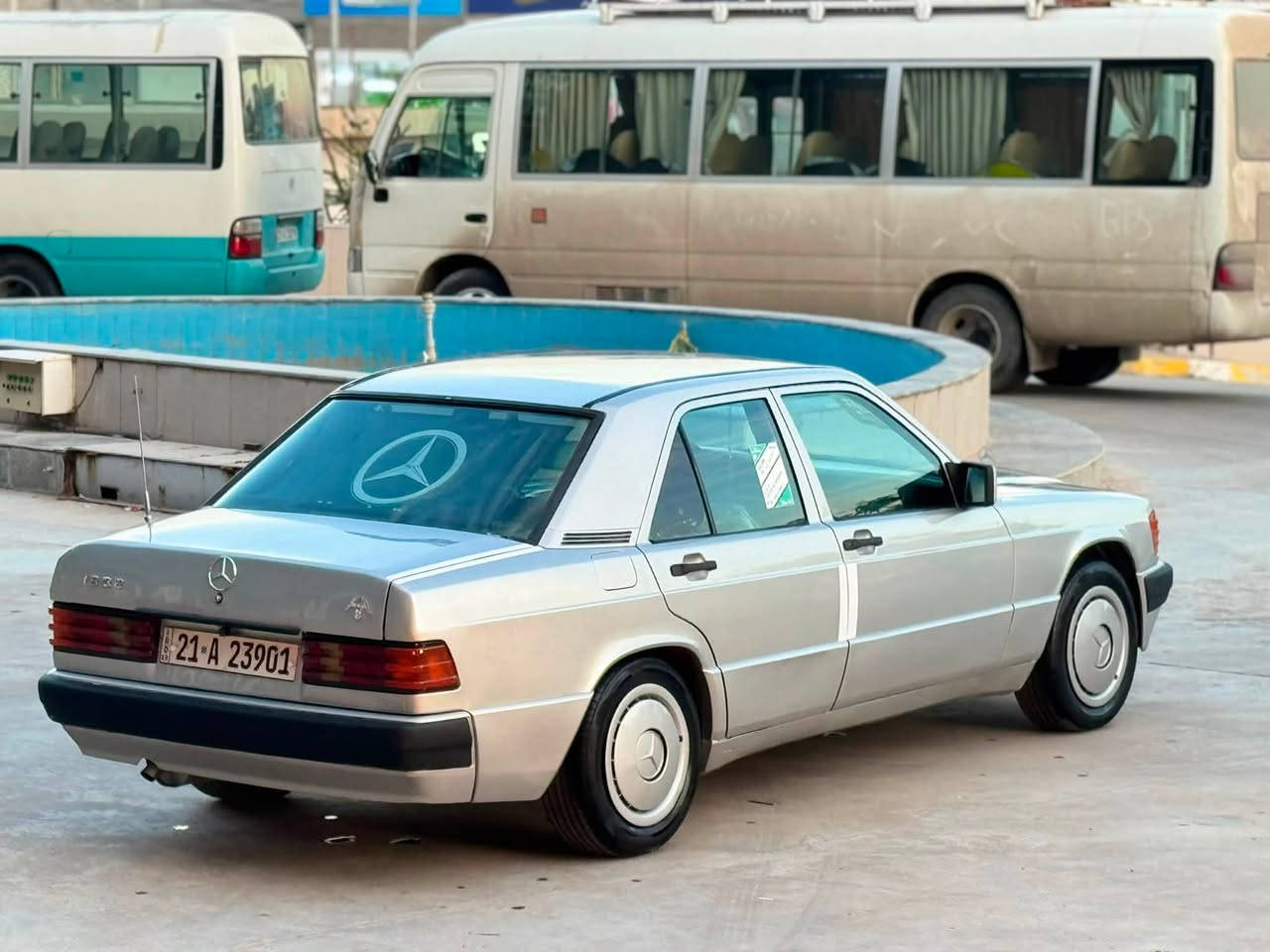 للبيع مارسدس 190طيارين موديل 1993 محرك محور تويتا ونجي تبريد شغال سياره صبغ عام للجمالي بي طخه خفيف من كدام قواعد دبلات سليمه بدون خياس رقم سليمانيه دولي سنويه لحد 2029بسمنا سعر 50بي مجال
***********
مكان سياره كركوك
