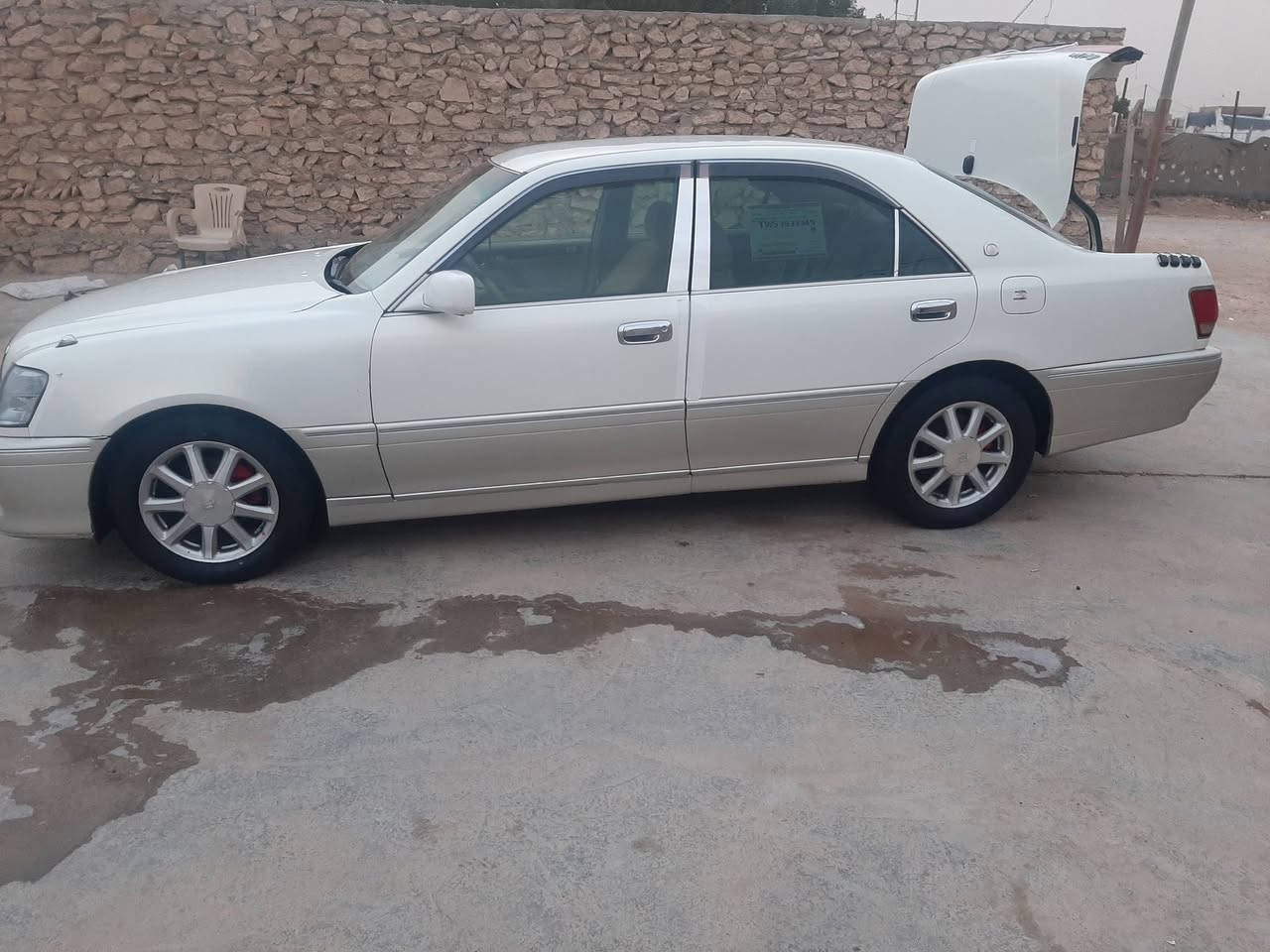ملكه للبيع بسمي مداور بئي وقت مكفوله من الكص ديفور الجبير حداديه جديده تايرات جداد تبريد ثلج صاصي ٧٥ خضراوي السياره حلوه ٣دكم برده كهرباء ستيرن كهرباء كامره بلوتوث خابر وبيك خير ودلل *********** سعر 125 وبيهه مجال
