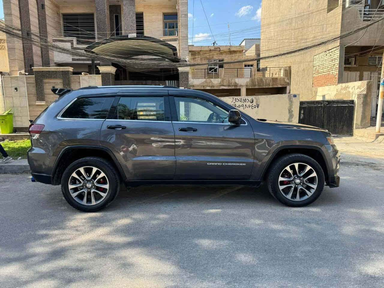 جيب لاريدو موديل 2015 المرغوب وارد امربكي بدون ايرباك بجم كبس تقريرها جاملغ خلفي وقبغ جنطة ، جاهزة مابيهة نواقص .
العنوان : بغداد البياع 
السعر : 173 $  
بيع فقط
اتصال فقط : ***********
