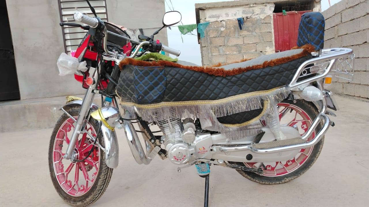 السلام عليكم يوجد موطور للبيع جني موديل 25 نظافه فول الاستفسار علا رقم ***********
