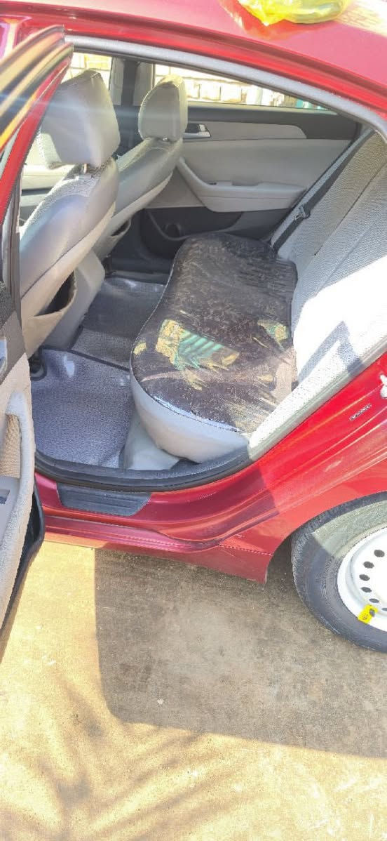 السلام عليكم سوناتا موديل 2016
لون مميز ماروني رقم بغداد انكليزي بأسمي 
حادثة موضح بالسونار بدون دواخل جاملغ جهة السائق امامي وبنيد حادث امريكا باب الصدر حادث العراق 
مكينة كير حدادية تخم تاير تخم ويل دوشمة عامة كاعية كشنات جنطة السيارة جاهزة من كلشي 3انظمة قيادة سبورت نورمل ايكو شاشة تحكمات ستيرن تحكم بالمري كامرة كهربائيات كاملة وتعرفون بقية مواصفات السوناتا سيارة جاهزة ونظيفة السعر 118 قفل من الاخير مين ما تجي على الرأس بس السعر نهائي المكان كربلاء طويريج الحولي جسر حي الصناعي الجديد ***********
م . ذاكر كل التفاصيل والرقم بي واتساب

ملاحضه مكلف بالنشر
