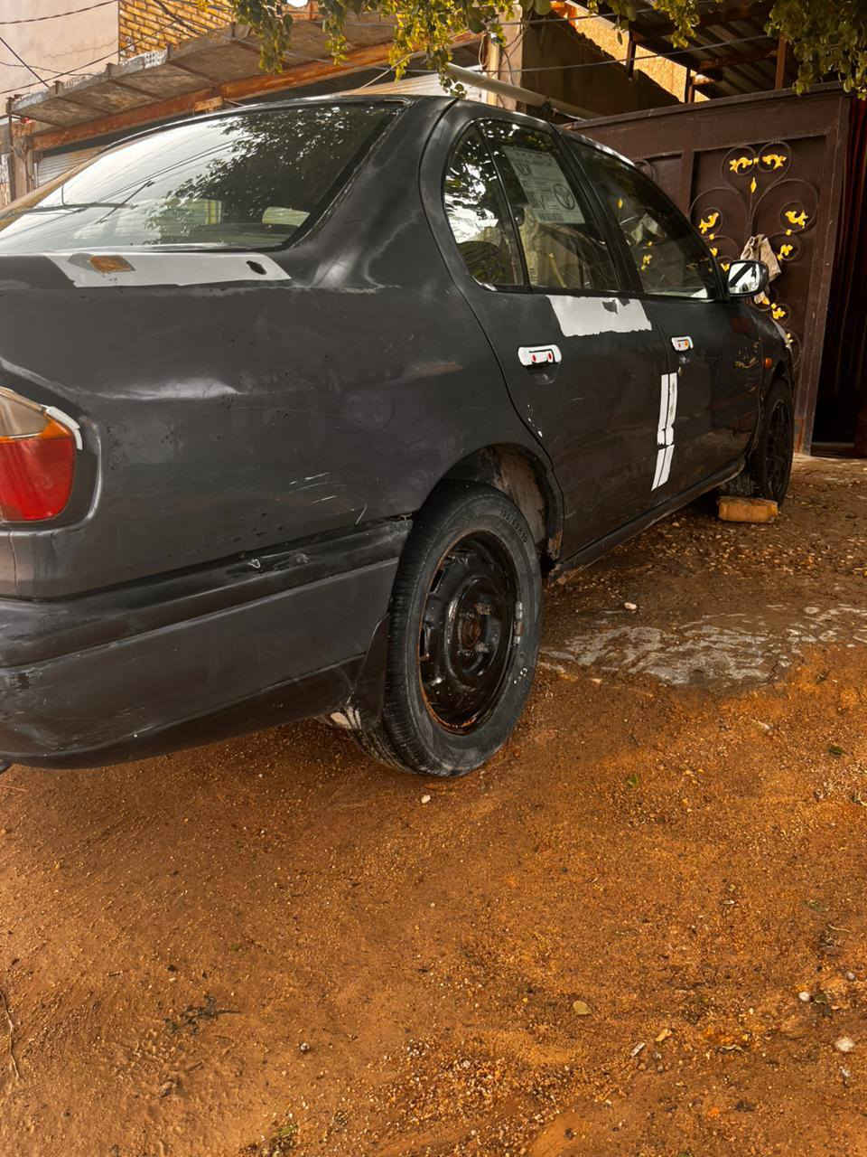 نيسان ابريميره مديل 1993سياره بلاديه بيه جراد كير مكينه حلوات تخم تاير بيه نواقص قليله سياره بسمي كبل مداور او اذا اكو مراوس أراوس  او يستفسار موجود واتساب *********** مكان سياره نجف
