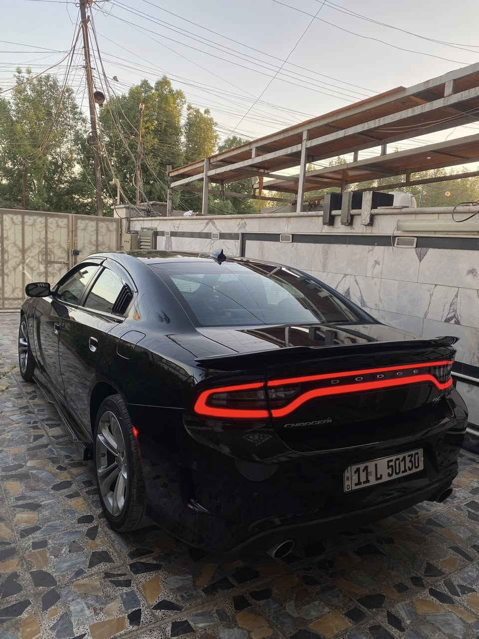 جارجر 2022RT super track pack
ماشيه 20 الف ميل  صور الحادث ورقم الشاصي بالمنشور وكلشي واضح كدامك بدون ايرباك ايرباك برده ايمن فقط 
تفاصيلها :
عليها برمجه مراوح 
ولاغي نضام الاربعه سلندر 
وشاد ولف حماوه ٨٢ 
ويل ٢٠
 محرك 5.7 ثمانيه سلندر 
كامره خلفيه دواره وحساسات خلفيه
 كشنات كنتاره حضن 
 سماعات الباين
 دبات سود بلاد
 وسوبر تراك وسبورت 
شاشه كبيره اندرويد اوتو وكاربلاي
 lunch control  
كشن سايق كهرباء 
تشغيل عن بعد
شفتات ستيرن 
اني المستورد السياره بأسمي
مكاني بغداد الامين الثانيه
السعر235وبي مجال حك الجيه 
***********
