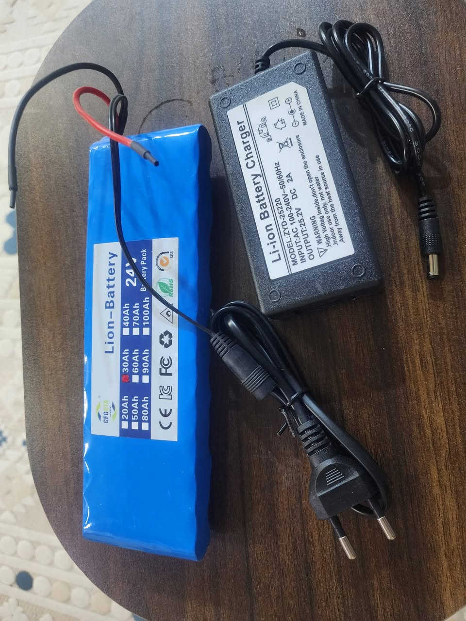Liion-Battery بطارية مع محولة
24V 30A
السعر ٢٥ الف


**إذا كنت صاحب هذا الإعلان وتريد حذفه لأي سبب، رجاءا أرسل رسالة إلى الدعم الفني**