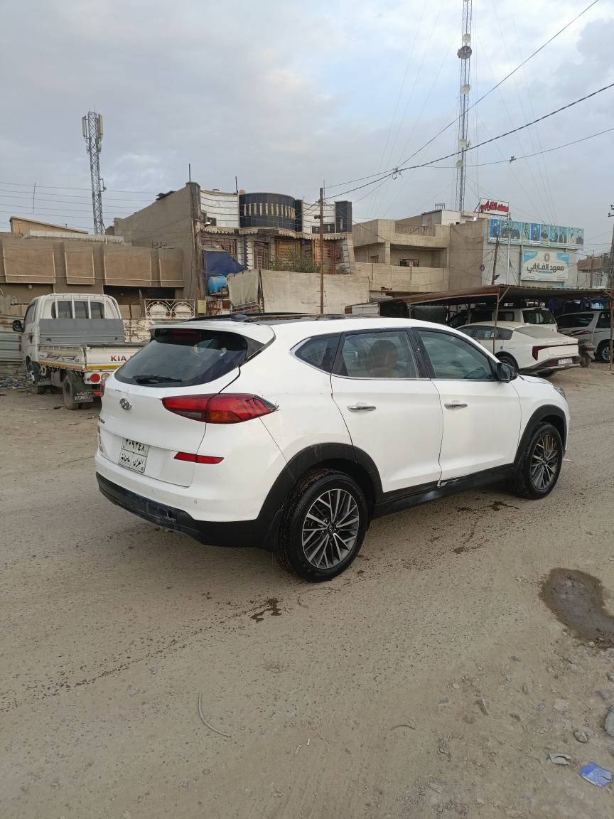 للبيع توسان 2020 خليجي رقم سليمانيه تحويل مباشر سياره بيها جفيه خفيفه السعر 128 وبيها مجال بسيط مكاني بغداد ***********
