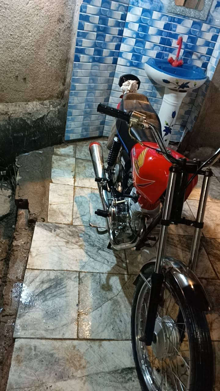 سلام عليكم تيربو لبيع سعر 550كلك كلك مكفوله دراجه تخبل كل نغص ما بيه دك هندر وطلع شرط تشك لكاع مكاني بصره ابو لخصيب وتساب ***********
