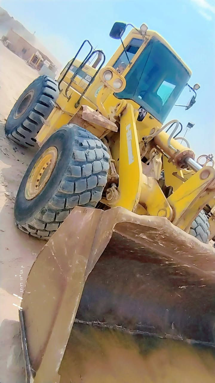 السلام عليكم شفل للبيع  حجم 85رقم انكليزي نجف موديل 2005 للستفسار الاتصال عل رقم ***********
