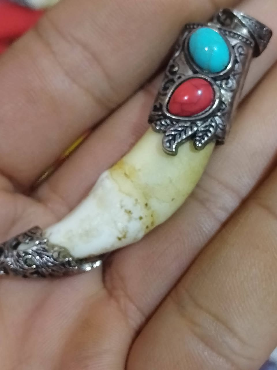 سلام عليكم
متوفر هبهاب مغربي وعطف خام اصليات مصيوغات على خام نحاس صياغه ثقيله 
وناب الذيب اصلي شغال 
متوفر توصيل جميع المحافظات 
للاستفسار. ***********
