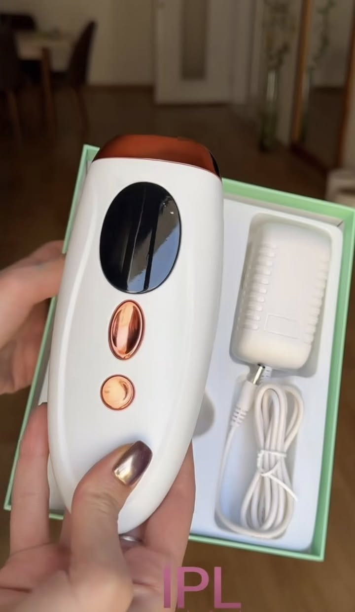 مرحبا اشتريت  ليزر قبل فتره مدة الاستخدام 4 جلسات امانة الله سبب البيع ماعندي مجال لليزر  اليزر الاصدار الثاني

•  10 مليون ضربة  يعني يبقة 50 سنة  .ليزر ثلجي
•  ⁠شاشة لإضهار معلومات الجلسة
•  ⁠نتائج الجهاز تختلف من شخص لآخر ، ممكن من الجلسة الرابعة الى العاشرة
•  ⁠5 مستويات للتحكم بقوة الضربة
•  ⁠آمن لكامل الجسم لا يؤلم، لايحرق الشعر. 
•  ⁠ضمان ليزر بلس الذهبي🌟

السعر 180  ابيعه ب150. متوفر خدمة توصيل بغداد


**إذا كنت صاحب هذا الإعلان وتريد حذفه لأي سبب، رجاءا أرسل رسالة إلى الدعم الفني**