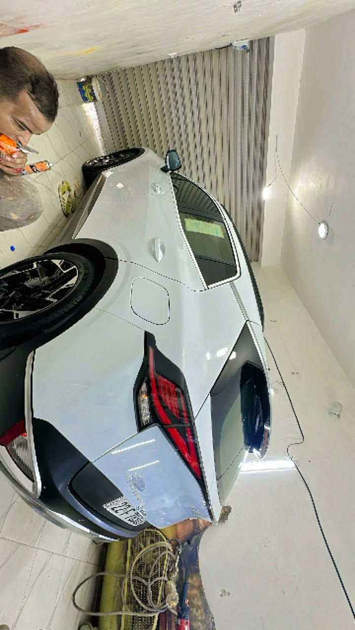 كيا سبورتج خليجي موديل ٢٠٢٣ ماشيه ٣٧ فول مواصفات محرك ٢٠٠٠ 
قماره بانوراما
جنطه كهرباء 
كشنات كهرباء 
تدفئه فول ال فول 
بعد هواي مواصفات 
مكان السيديه 
السعر ٢٢٥٠٠
***********
