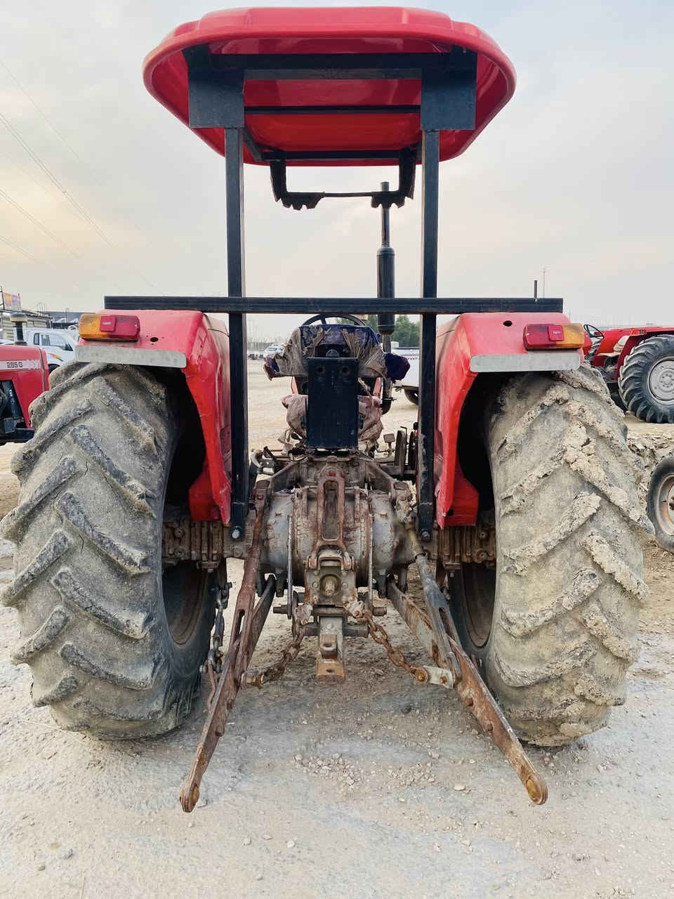 السلام عليكم 

1-فوركسن انكليزي
2-موديل 1981
3-كير واكسن ومحرك بلادي
4-بدون ارقام و سنويه
5-حجم 290
6-كهربائيات شغاله 
7-مكينه جاهزه للعمل

بغداد - اليوسفيه - قبل الجسر الاول 
للاستفسار  و التواصل مرسلتنا عبر واتس او الاتصال :
*********** - ***********
