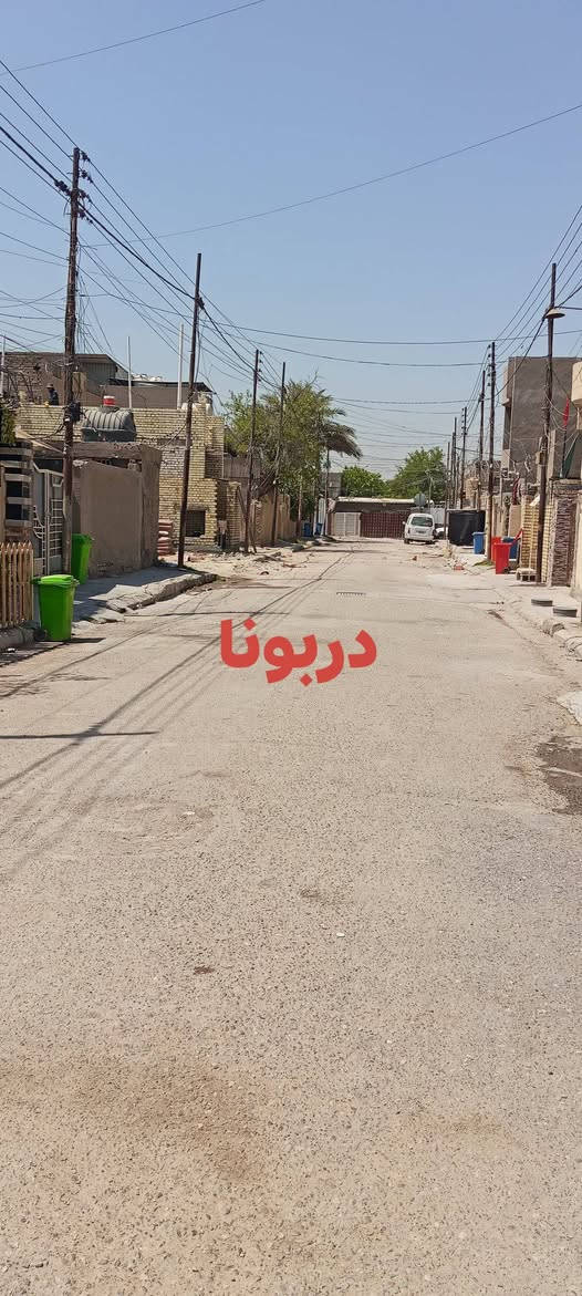 دار للبيع.طابو صرف نزاله الرئاسه أول فرع على يمين أول فرع على يسار /شارع ام حيدر الجده/. 
120متر   6×20متر طابوا صرف 
*********** السعر 155قابل للتفاوض
