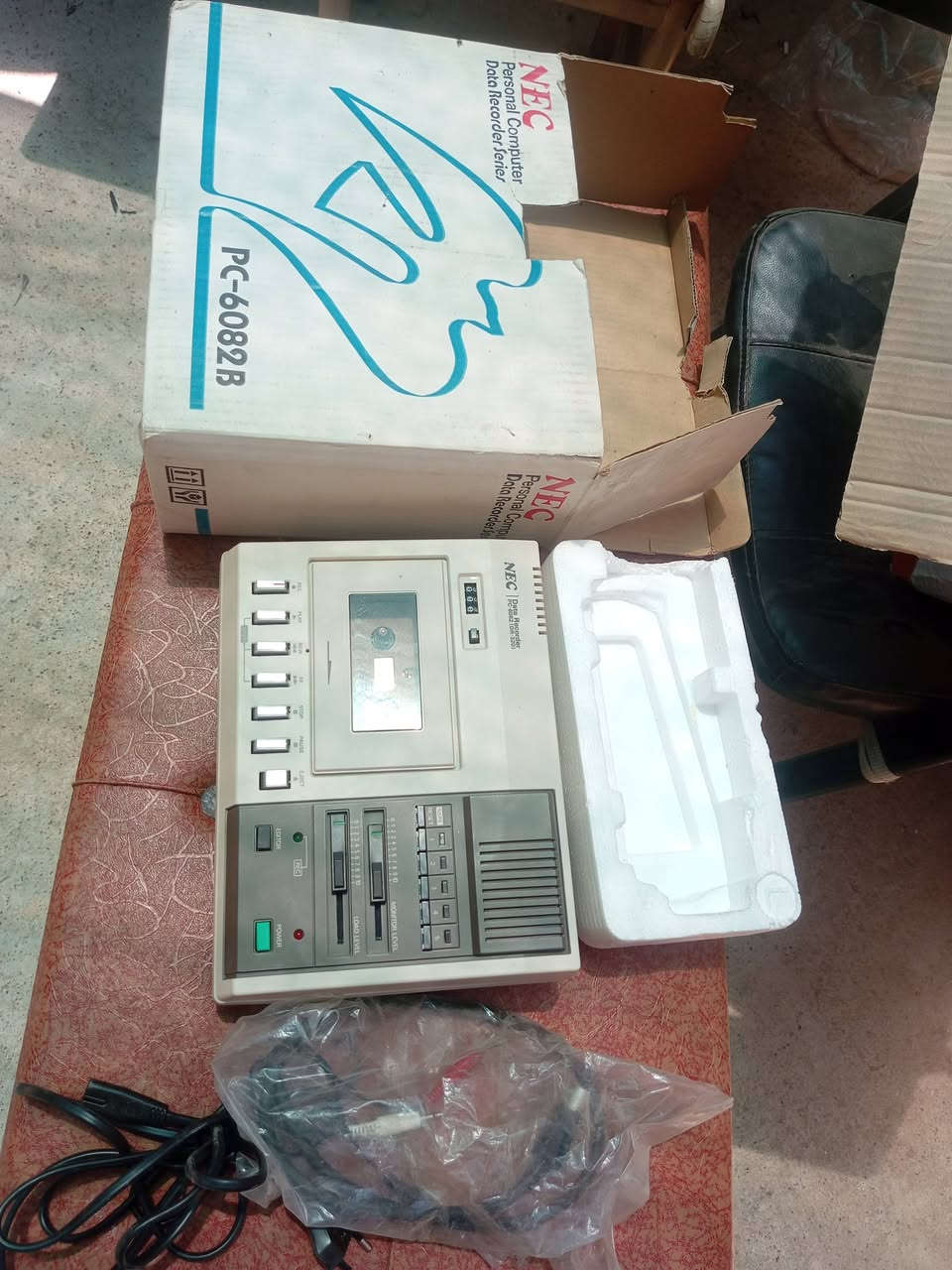 للبيع السعر على الشاري ، المسجل الابيض ما مستعمل نهائياً


**إذا كنت صاحب هذا الإعلان وتريد حذفه لأي سبب، رجاءا أرسل رسالة إلى الدعم الفني**