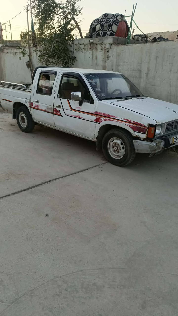لبيع نيسان 90 تماتيك سياره نضيفه مال جناي المكان الناصريه قضاء الدوايه سعر 35 🔒 ***********

