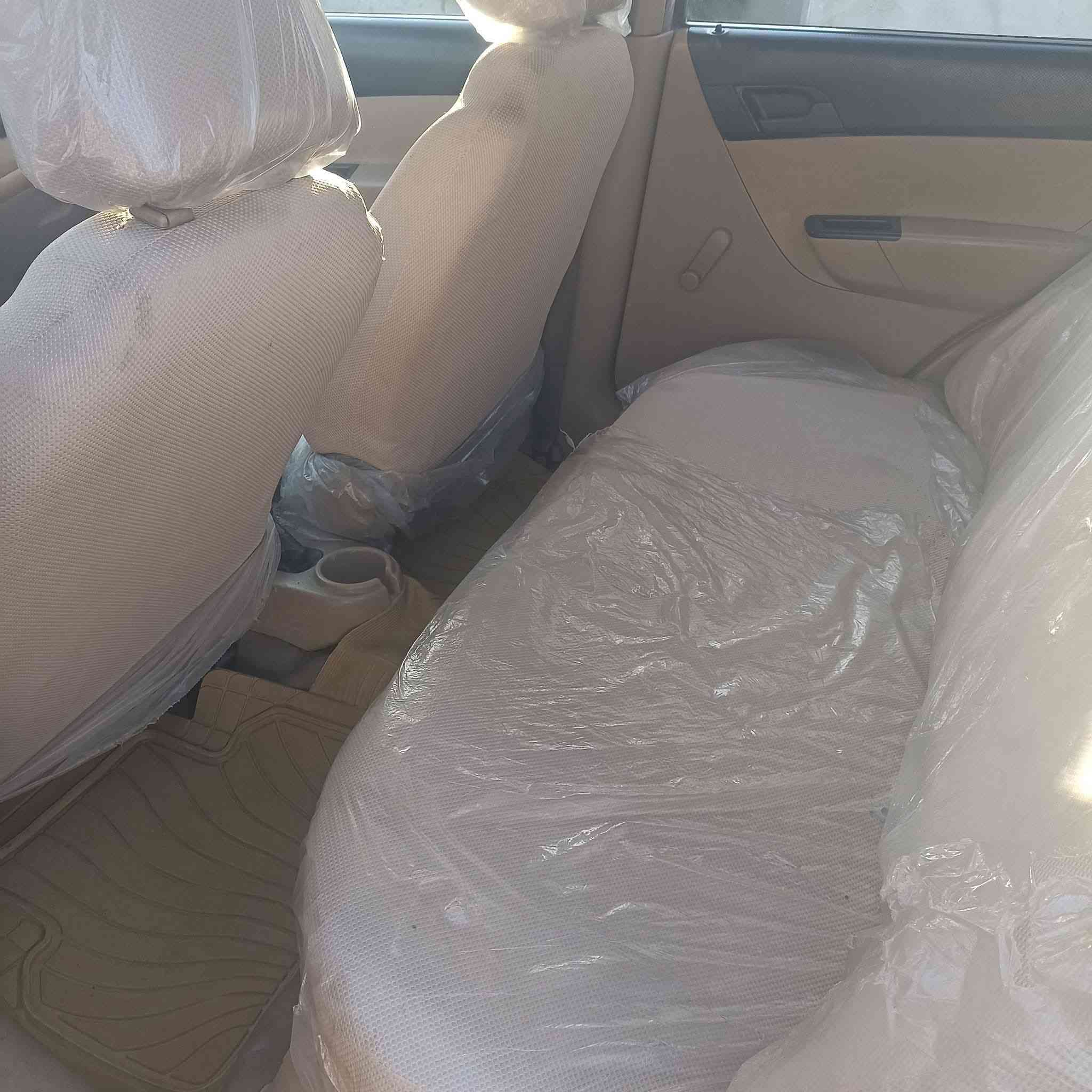 افيو كوري 2010 محرك استرة محرك وكير خير من الله ضرر جاملغ امامي فقط معدل بارد رقم بغداد انكليزي هيئة وغرامات صفر سعر 60 وبيها مجال سيارة موسسة ماتحتاج ربع تصرف عليها كبل لشارع رقم موبايل ***********
