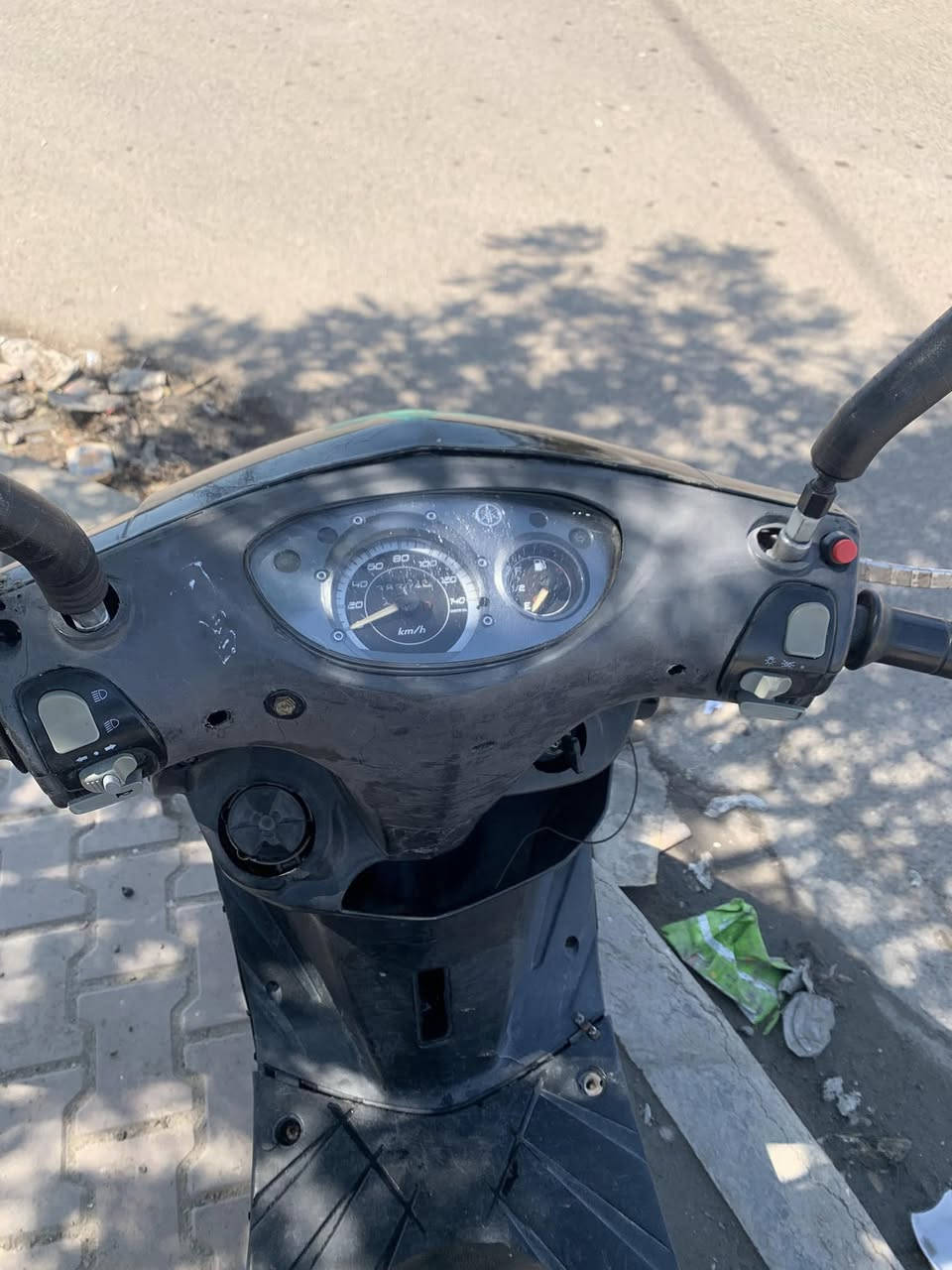 سلام عليكم ثعلب جيتي ار شغاله سلف هندر نكره كفرتها بلاديه يردلها ترتيب كهربايات الدراجه نضيفه كدام عينك شلعه 
ومعدل 
رقمي ***********
السعر 300  
العنوان بغداد الحسينية مل رشديه
