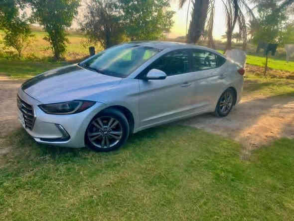 من رخصت الادمن.... السلام عليكم شباب...
النترا ٢٠١٧ امريكي فول عده الفتحه مكينه ٢٠٠٠ دوش بيه خيط تبخير بسيط قليل سياره صافيه كير مكفول حداديه نظيفه سياره بيها ٣ قطع بنيد وجاملغ وباب خلفي ونص لجاملغ لخلفي وبينه سونار وين ماتريد اخذ رقم سياره اربيل لسنويه ٢٠٢٦ يلا تسقط بعدها بشرط ثاني يوم تحويل ومعروفه موصفات النترا تحكمات جهتين شاشه تبريد تدفئه رادارات ماشيه ١٦٨ الف ميل .... مكان السيارة أطراف بغداد ع سريع الدولي...... 

السعر ١١٥ ورقه وبيها مجال واسف ع الاطاله تحياتي الكم...
للإستفسار... ***********
