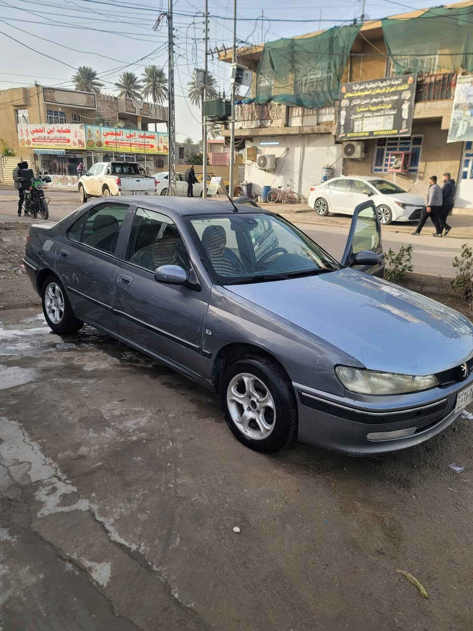 يالله _ للبيع بيجو 406 فرنسي صدامي بغداد تحويل ثاني يوم تسلم جاهز عليها ادامه كامله محرك كلش نظيف اخو الجديد _ كلج داخلي وخارجي جديد _ باتري جديد _ تخم تاير جديد _ منظومه بانزين جدد _ تبريد شغال يحتاج بس كارت ب35 الف كهربائيات كلها مضبوطه _ صدر 80 % جيد _ سيارة بدون ضربه فقط جراد وتبديل بنيد _السعر 35 ورقه وبيها شي بسيط _ عنواني بغداد كميرة قرب جزيرة بغداد السياحيه _ ***********
