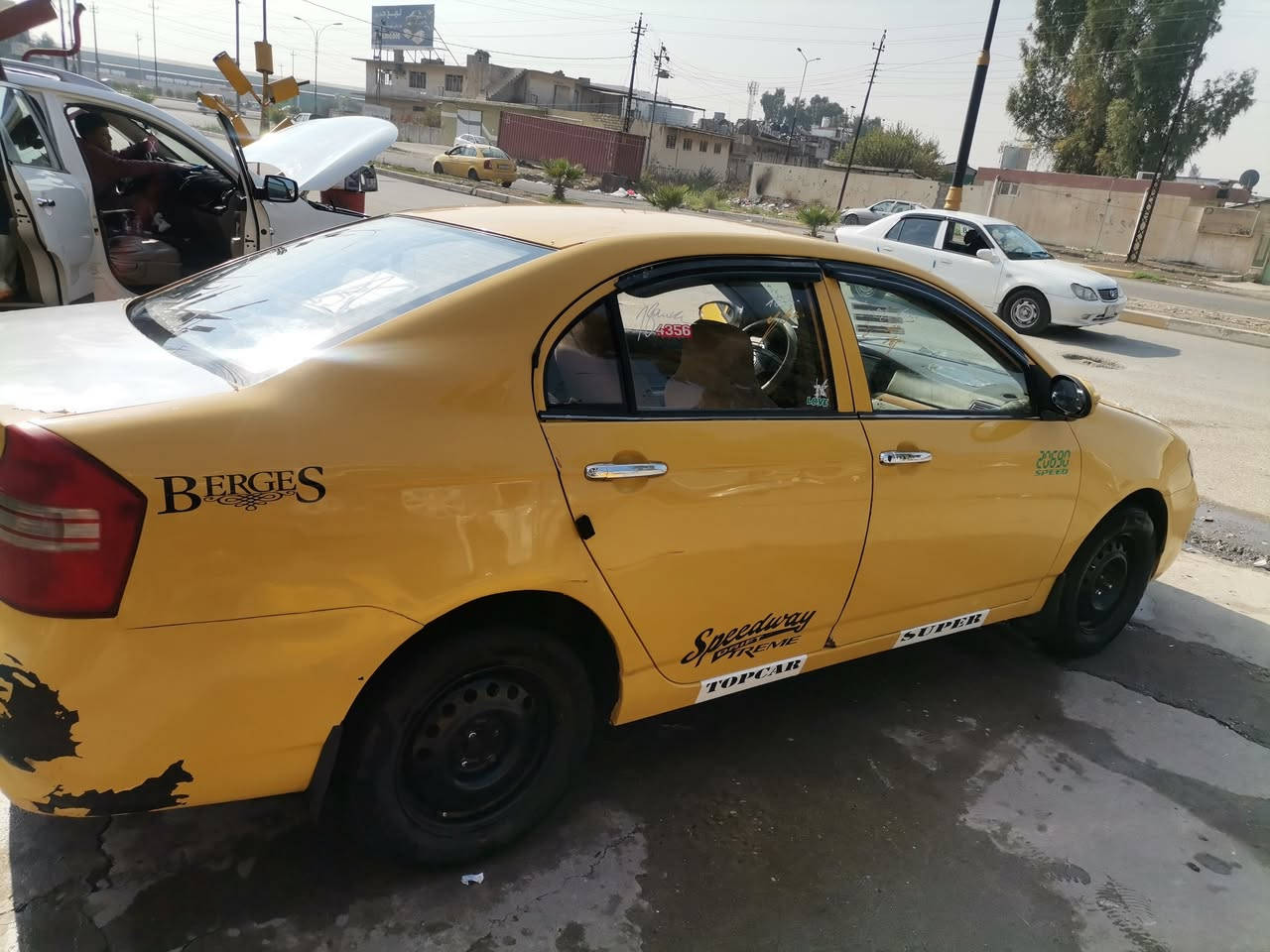 ليفان ٦٢٠      ٢٠١١ تكسي السعر ٣٩
مكينه وكير كورلا توماتيك شرط درجه اولئ
كاربون بانزين
شرط الوكاله والتحويل من الشرعي
***********
***********
