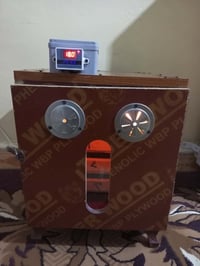 فقاسة للبيع .  نظافة ممتازة  كهربائية.  رطوبة وحرارة اوتماتيك  تقليب ي...