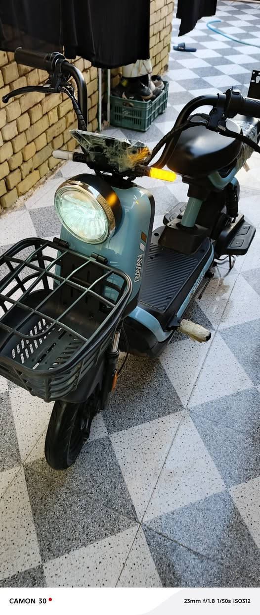 سلام عليكم
دراجه  شحن للبيع حجم 14 ريان 

جديده كهربائياتها  كلها شغال ماعده الشاشه انكسرت واياراتها اتكطعت بطارياتها جديد سرعتها 40 3 نمر

الرقم *********** واتساب 

سعر خاص راسلني وبيك خير وتدلل مكان شطره
