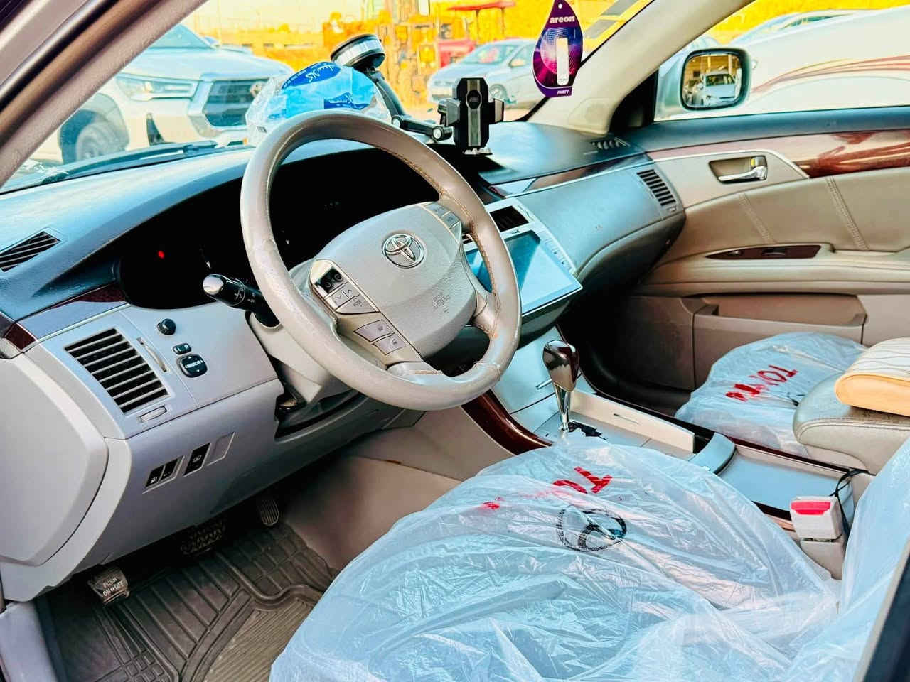 تويوتا افلون لمتيد
تويوتا افلون لمتيد 
موديل ٢٠٠٨ 
رقم بغداد 
عداد المسافه ٢٠٠ الف 
وارد امريكي 
بيها باب خلفي مبدل وبالبنيد جراد لا صبغ ولا شي وعلى وضع الشركه
لايت زنون عالي ناصي 
زرع عدسات led
صدر كامل خلفي امامي 
تخم تايرات خلفي امامي 
السعر خاص  
العنوان الانبار الرمادي 
للاستفسار الاتصال على الرقم التالي 
***********
