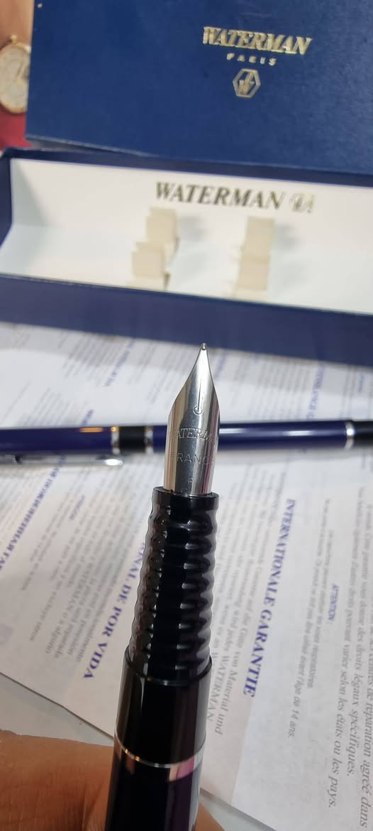 تحية طيبة  ،،،
#سيت_اقلام_وترمان  #WATERMAN PARIS  
        الصنع  : فرنسي #اصلي  ، MADE IN FRANCE  ، 
       #جديد غير مستخدم  ، إنتاج #قديم  ، بالعلبة #الأصلية  ، 
        حبر + جاف  / اصدار #كلاسك بلون #ازرق غامق مميز ، 
السعر  : 95 الف ، 
يوجد توصيل  .


**إذا كنت صاحب هذا الإعلان وتريد حذفه لأي سبب، رجاءا أرسل رسالة إلى الدعم الفني**