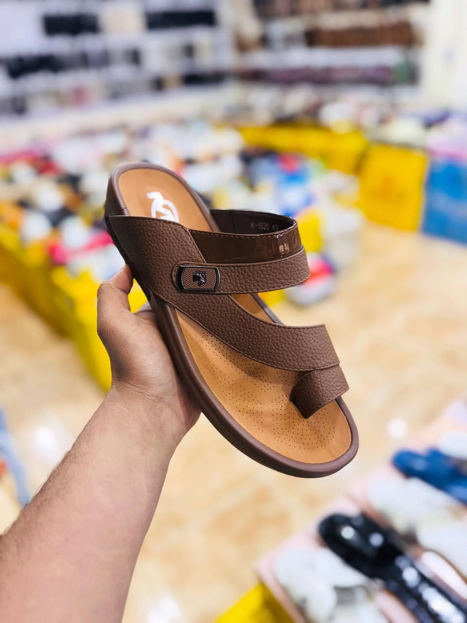 #جديدنا_في_محلات_ابو_زهراء_العبيدي_تكريت 

#شحاطات_رجالي


**إذا كنت صاحب هذا الإعلان وتريد حذفه لأي سبب، رجاءا أرسل رسالة إلى الدعم الفني**