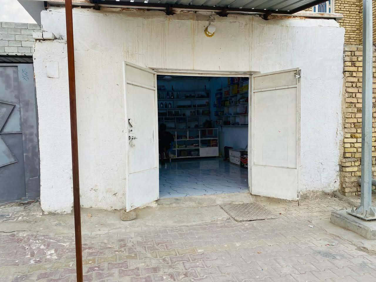 سلام عليكم
بيت المساحه 250متر المكان مجر الكبير قرب ملعب الفارس 
***********
