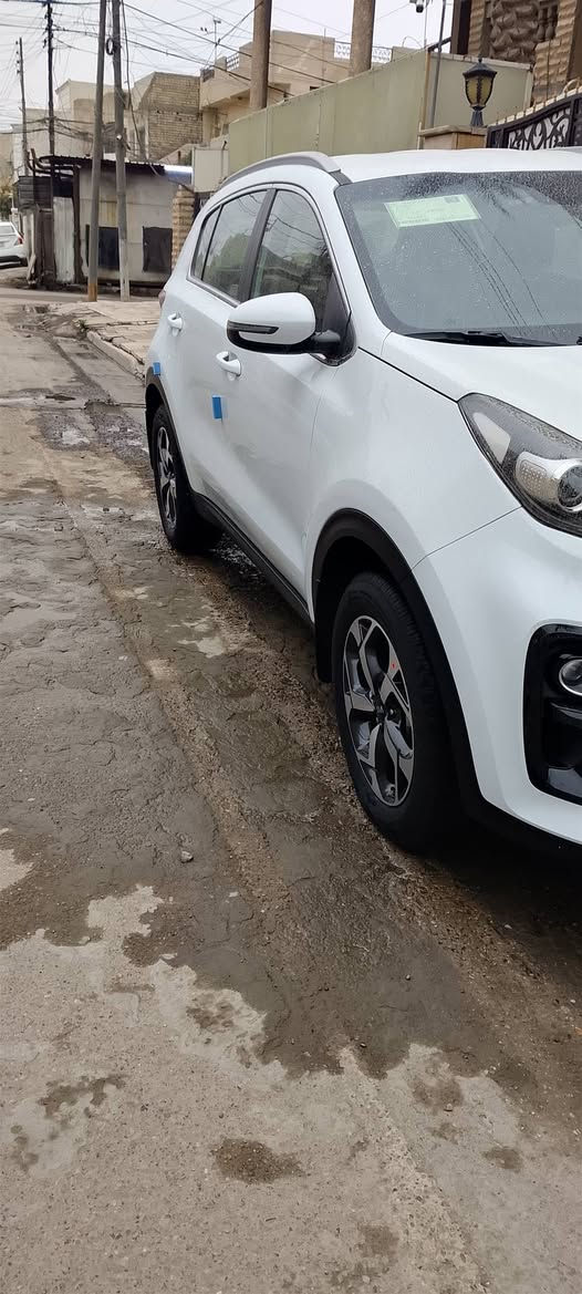 السلام عليكم اسبورتج خليجي موديل ٢٠١٩ رقم اربيل بأسمنه كفاله عامه السعر ١٨٥ ورقه العنوان بغداد الكرخ للاستفسار ***********
