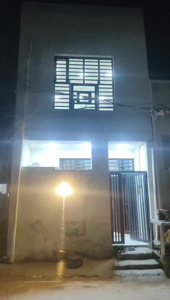 بيت للبيع 50 متر نزال 12 ركن قاطين بناء 2026 بشارع خوله ثاني فرع على اليمنه الاستفسار الاتصال على الرقم ‏‪0778 241 6425‬‏
