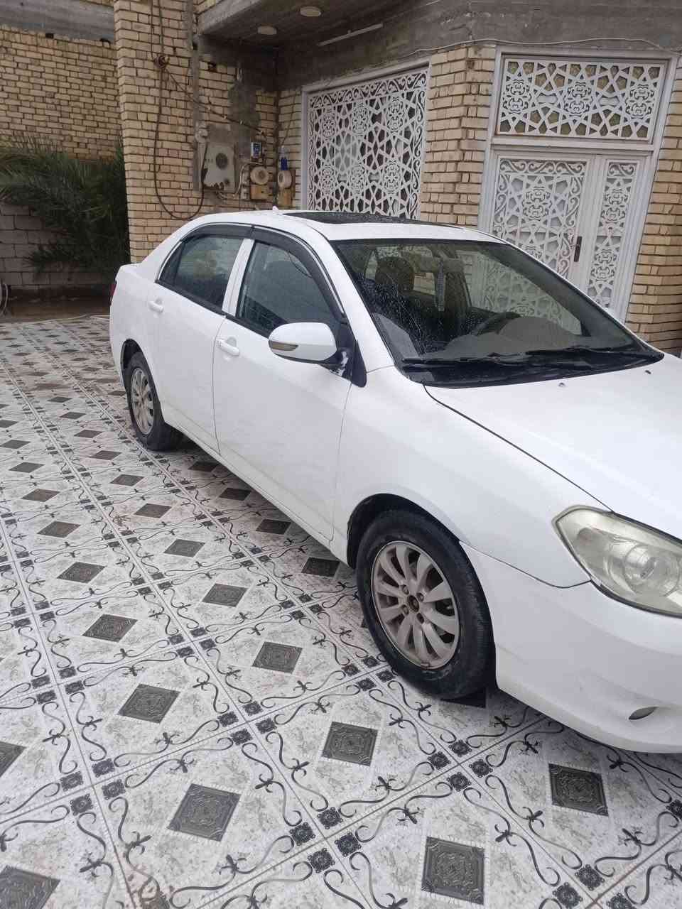 سلام عليكم 
BYD. مديل 2013
سياره  كير محرك كولة 1800 جديد هسه محورها 
تحوير لا الحيم ولا كص 
بدي اليوم كملتة خياسات ملكطهن 
حدادية جديده  سياره بل مركز ناصرية 
راعي سياره هم بل ناصرية 
سياره عارضها 54
رقم ***********
