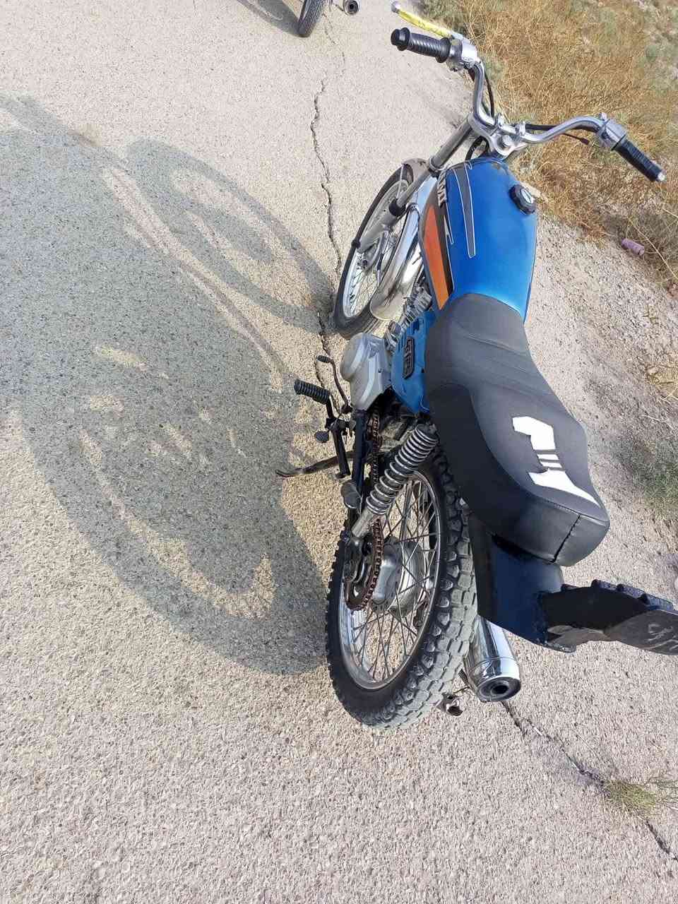 السلام عليكم دراجه اربعه كير نضيفه
بس متروكه و كلشي مابيها هندر واحد 
سعر ٣٥٠   بيها مجال حك جيه زعفرانيه
رقم ***********
